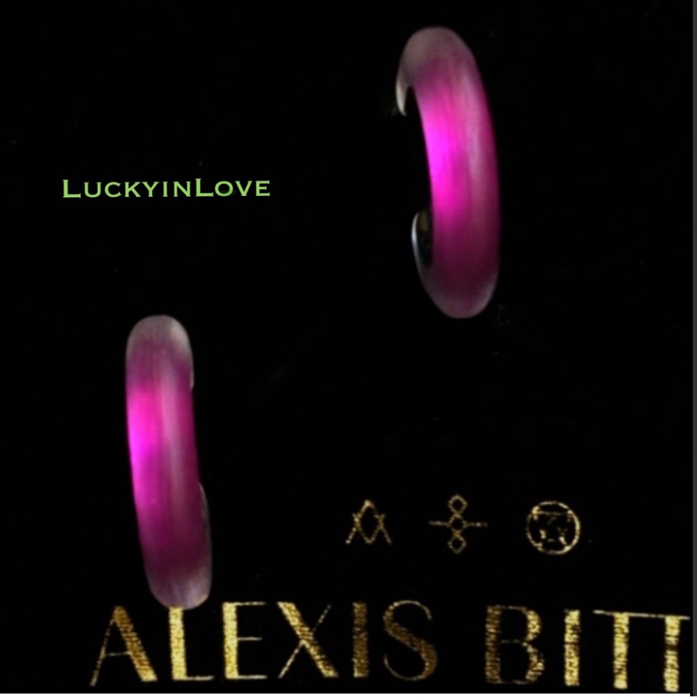 ALEXIS BITTAR • Fuchsia Dahlia Hand Carved Lucite Small Thin post Hoop Earrings